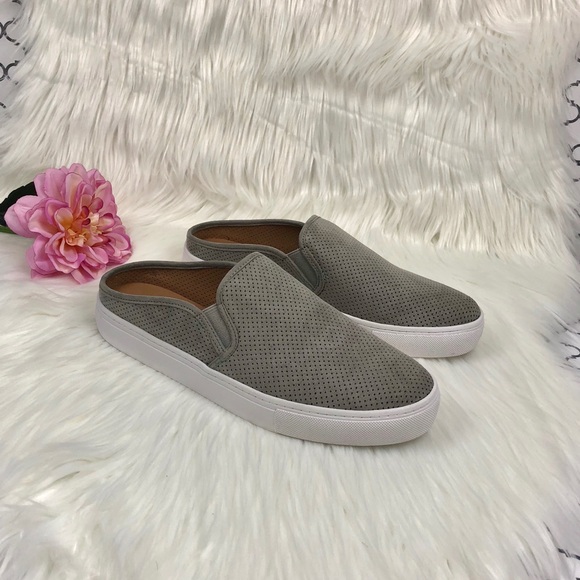 steve madden sneaker slides